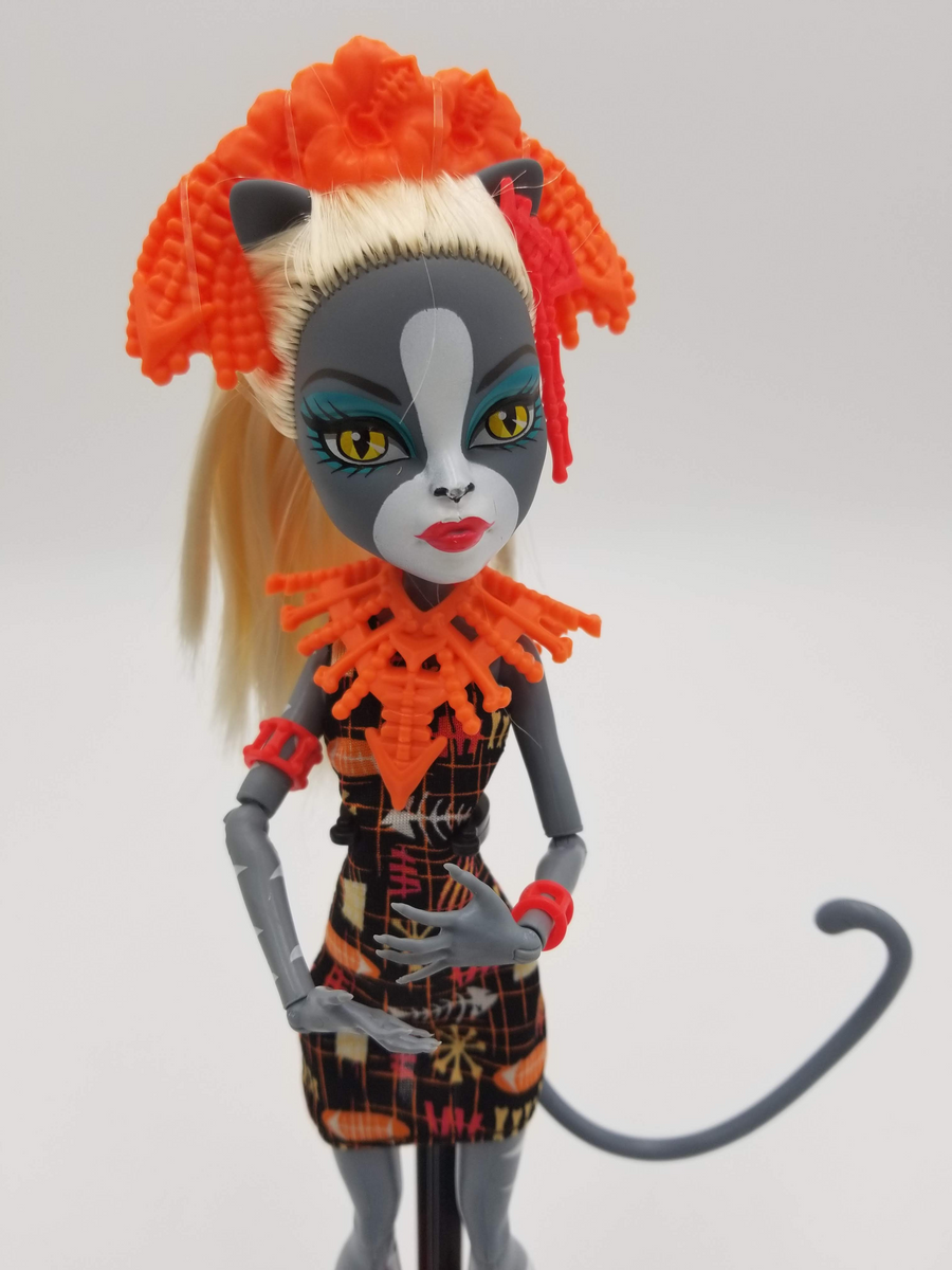 Monster High Dolls Meowlody Ghoul's Getaway 2015 – Open, Dead Inside