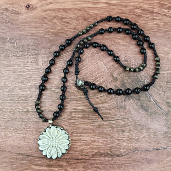 Bone Flower Tibetan Pendant Beaded Necklace