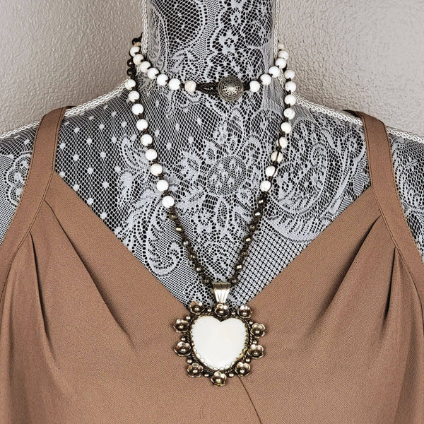 Bone Tibetan Silver Heart Pendant Beaded Necklace