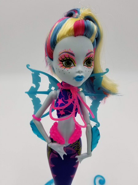 Monster High Dolls Lagoona Blue Great Scarrier Reef 2015